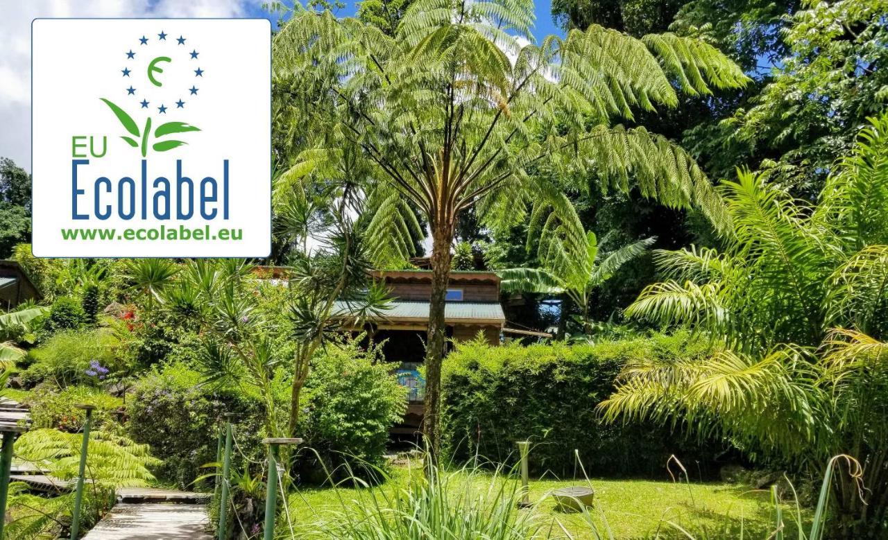 Les Bananes Vertes Ecolodges 圣克洛德 外观 照片