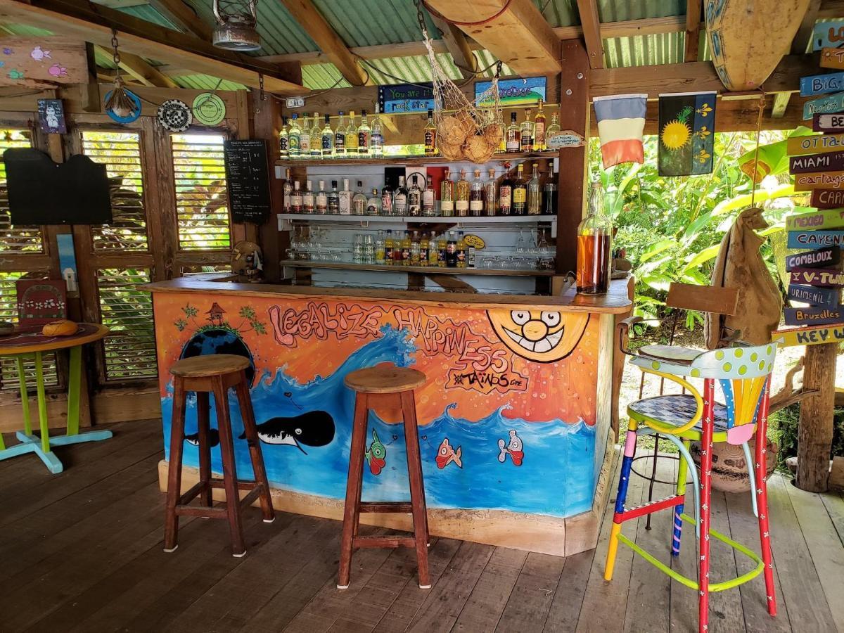 Les Bananes Vertes Ecolodges 圣克洛德 外观 照片