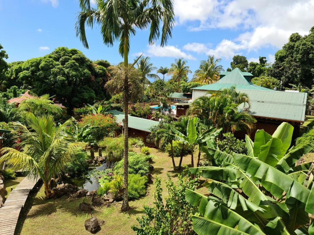 Les Bananes Vertes Ecolodges 圣克洛德 外观 照片