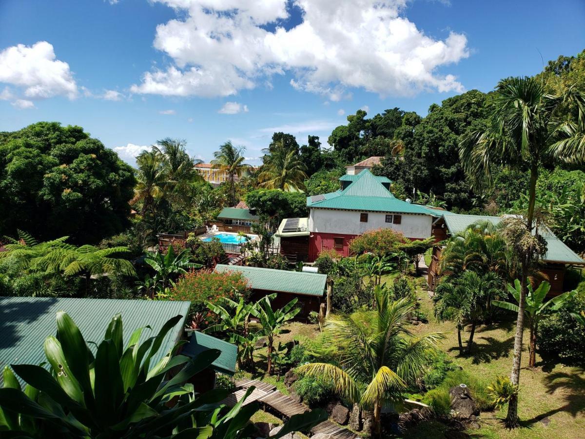 Les Bananes Vertes Ecolodges 圣克洛德 外观 照片