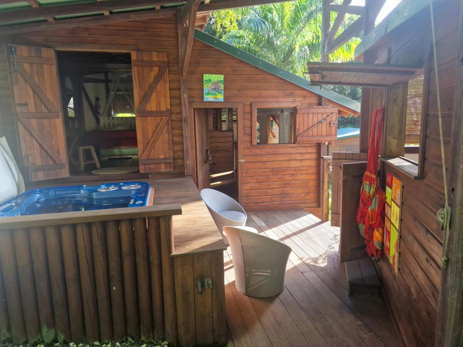 Les Bananes Vertes Ecolodges 圣克洛德 外观 照片